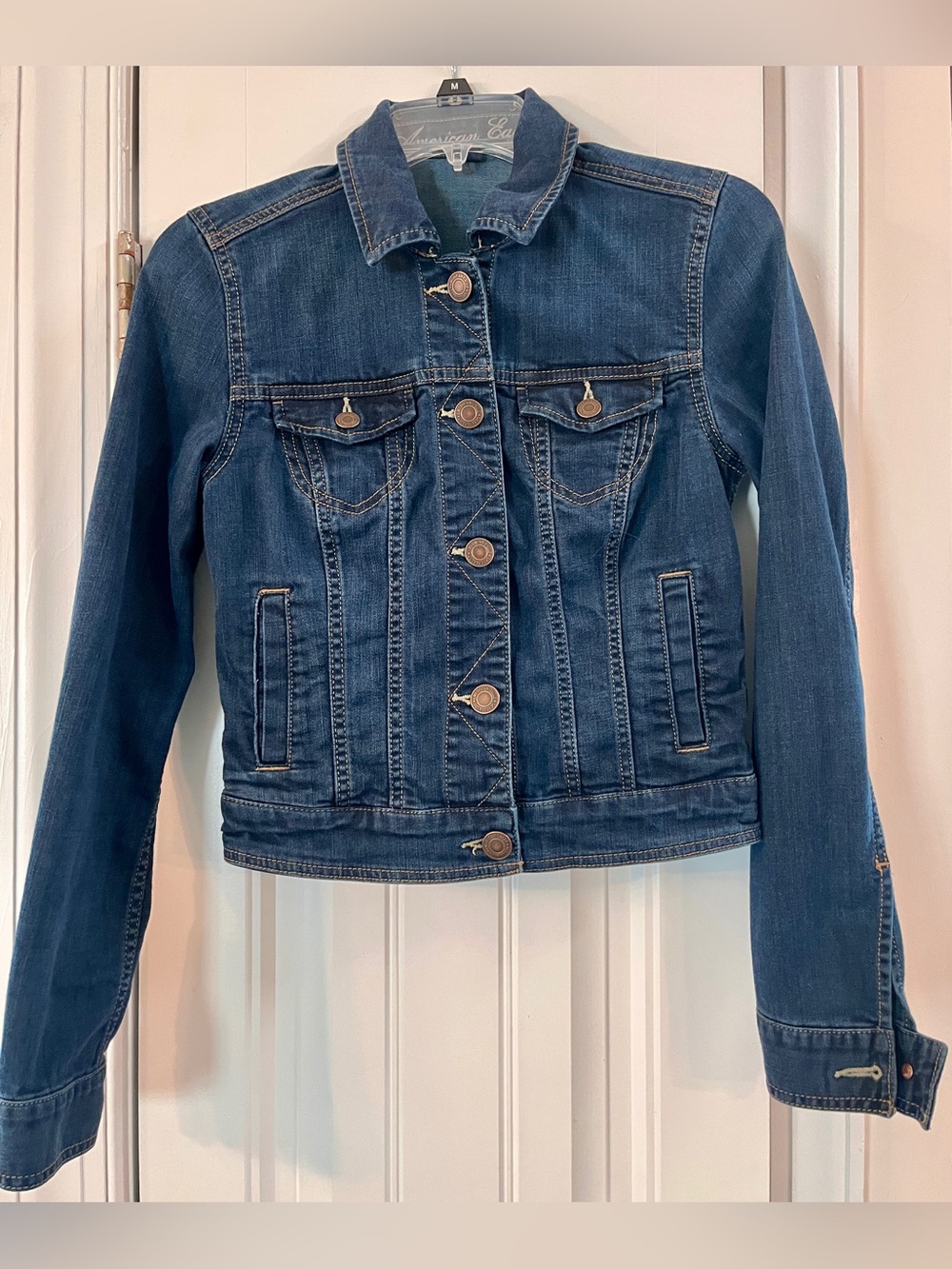 American Eagle cropped denim jean jacket cotton Small, 100% cotton, great shape